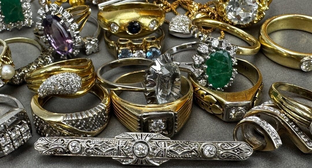 Vom Diamanten  zum Brillanten – Schliffe, Qualität und Fassungen